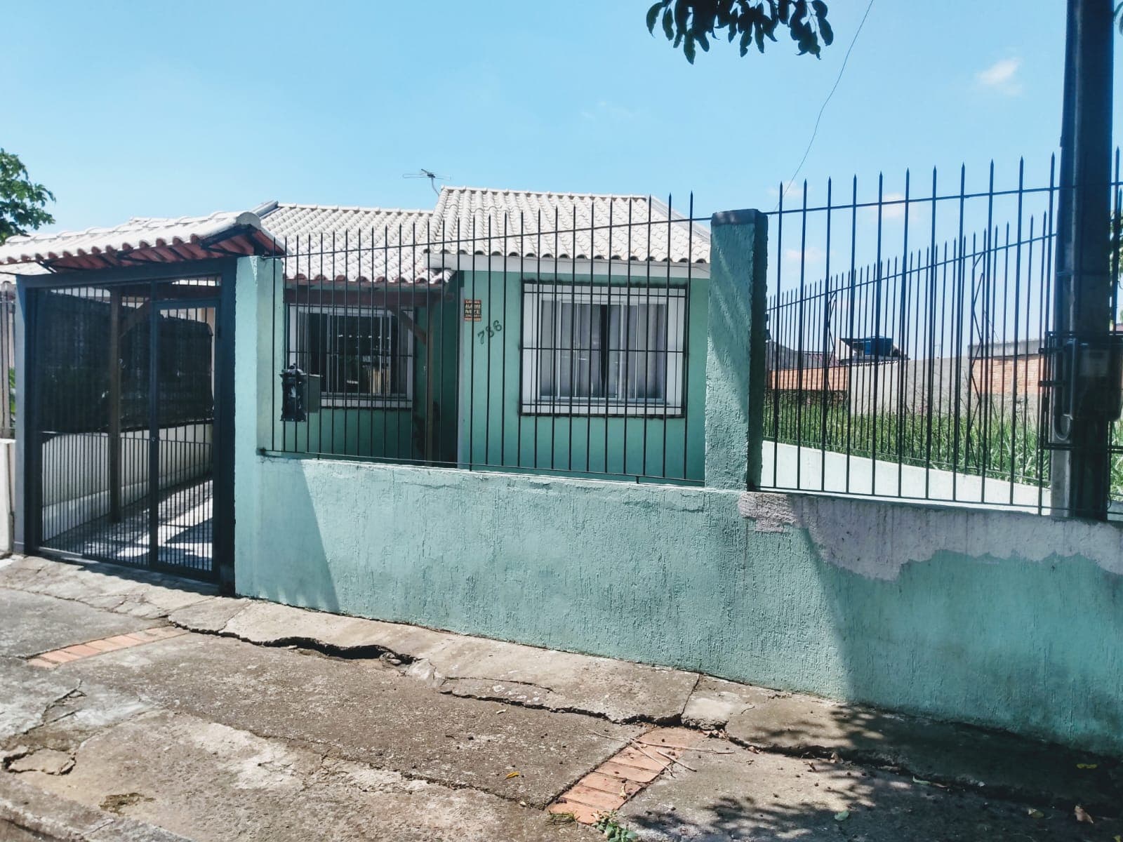 Casa 02 Dormitorios