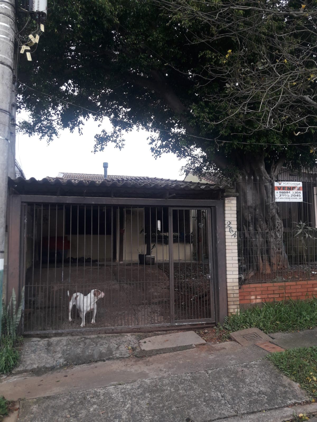 Casa de 3 dormitórios · Jardim Algarve
