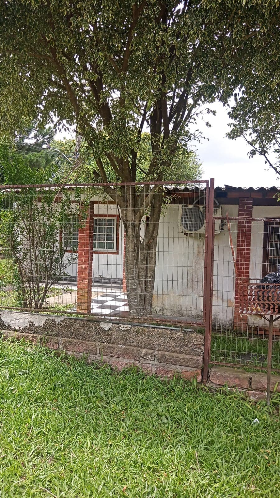 Casa de 2 dormitórios · Jardim Porto Alegre