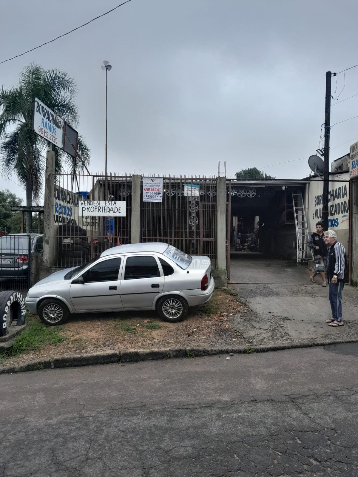Casa de 2 dormitórios · Santa Barbara