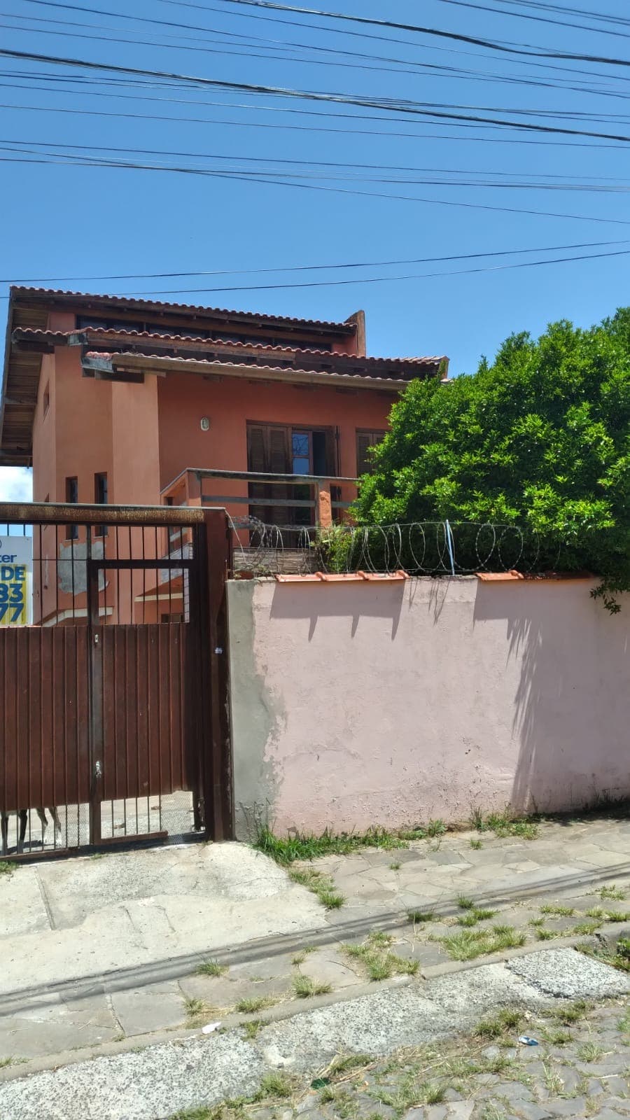 Sobrado de 2 dormitórios · Santa Fé